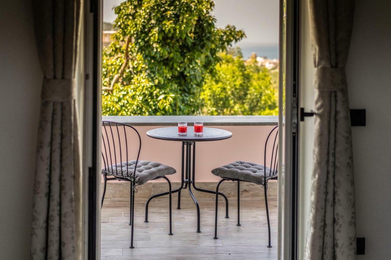 Lemon Factor Sorrento Bed & Breakfast ภายนอก รูปภาพ